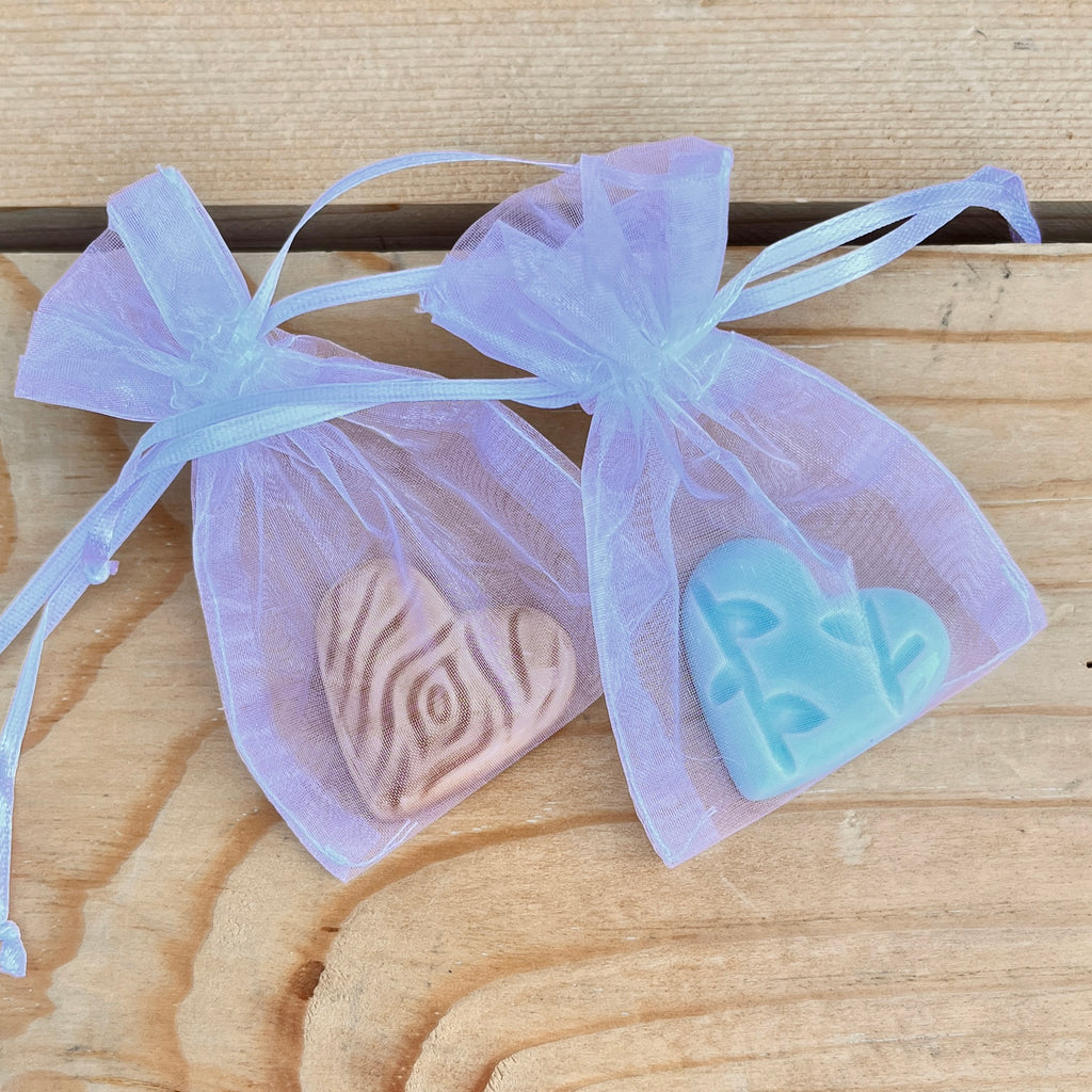 Feeling Hearts (Singles)