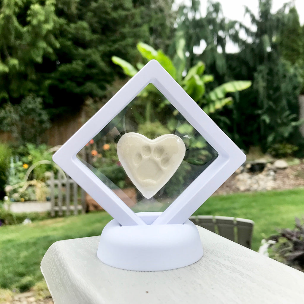 Paw Print Hearts (SB)